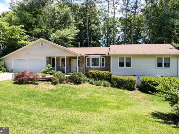 390 Sarsen Trail NW, Marietta, GA 30064