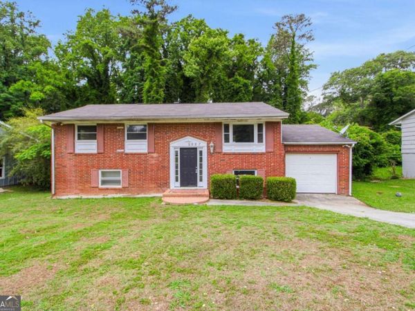5957 Baywood Lane, Riverdale, GA 30296