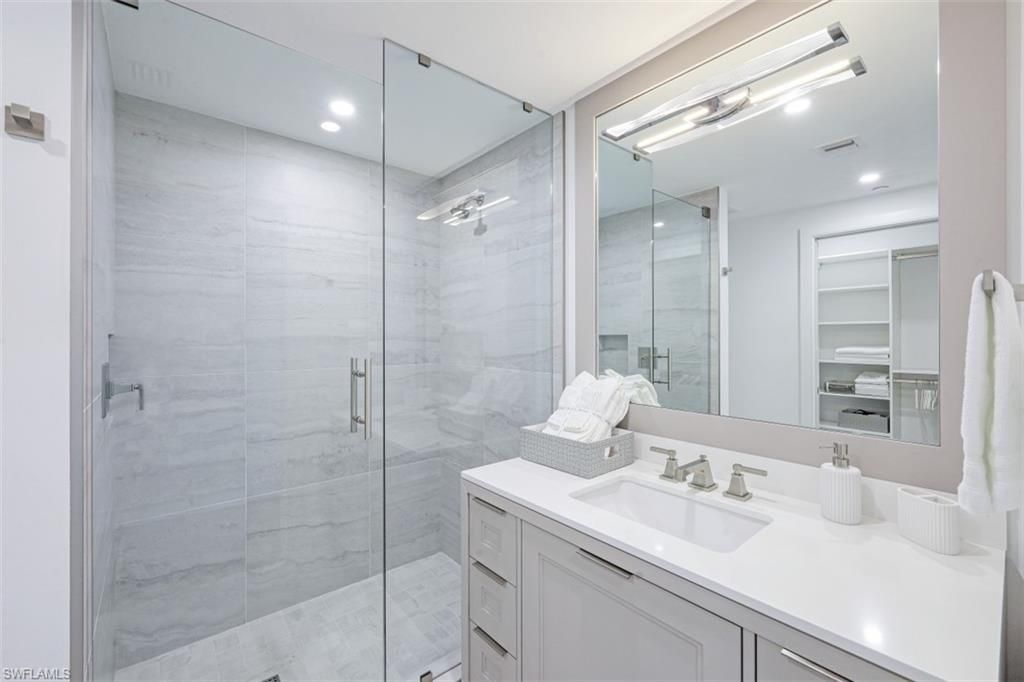 13935 Old Coast Rd , Unit 1703, Naples, FL 34110 Photo