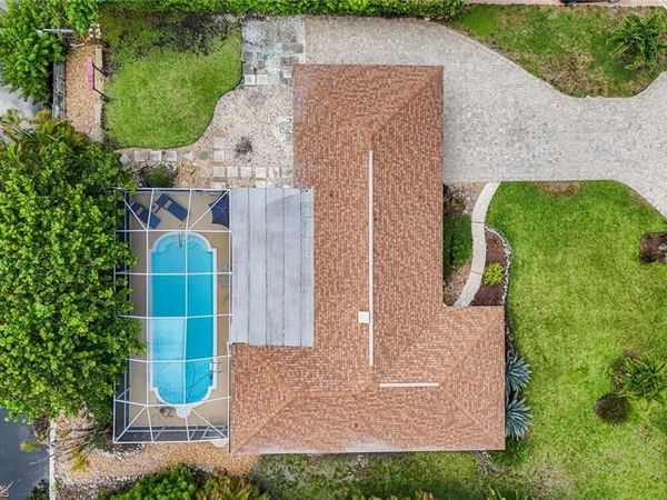 27061 Homewood DR, BONITA SPRINGS, FL 34135