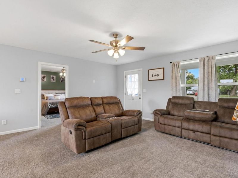 6607 fascination Way, Hillsboro, OH 45133 Photo 12