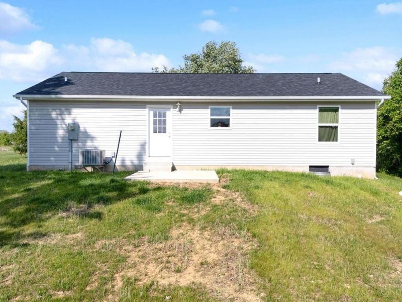 6607 fascination Way, Hillsboro, OH 45133 Photo 4