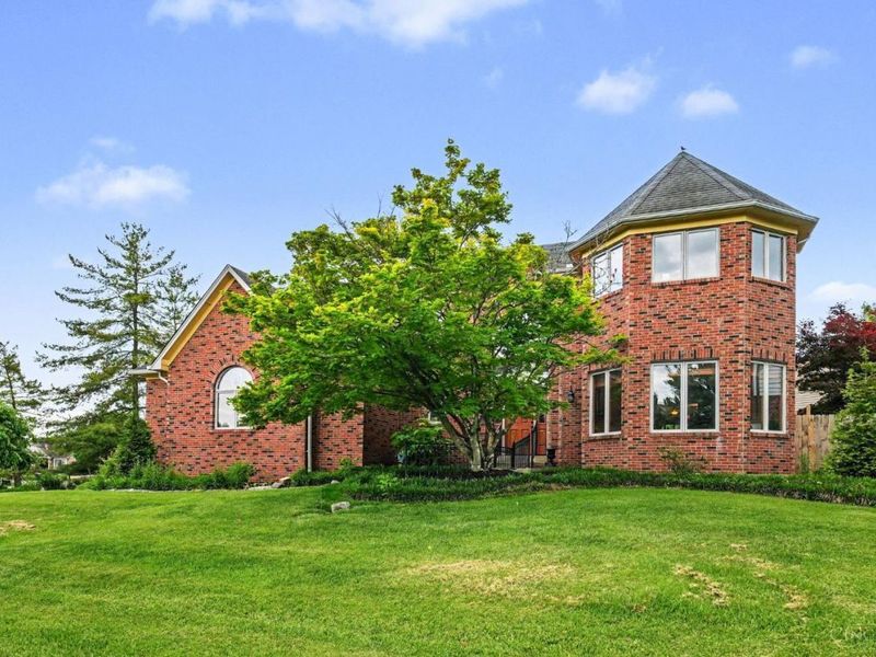 5912 Bridgeview Court, Cincinnati, OH 45248 Photo 2