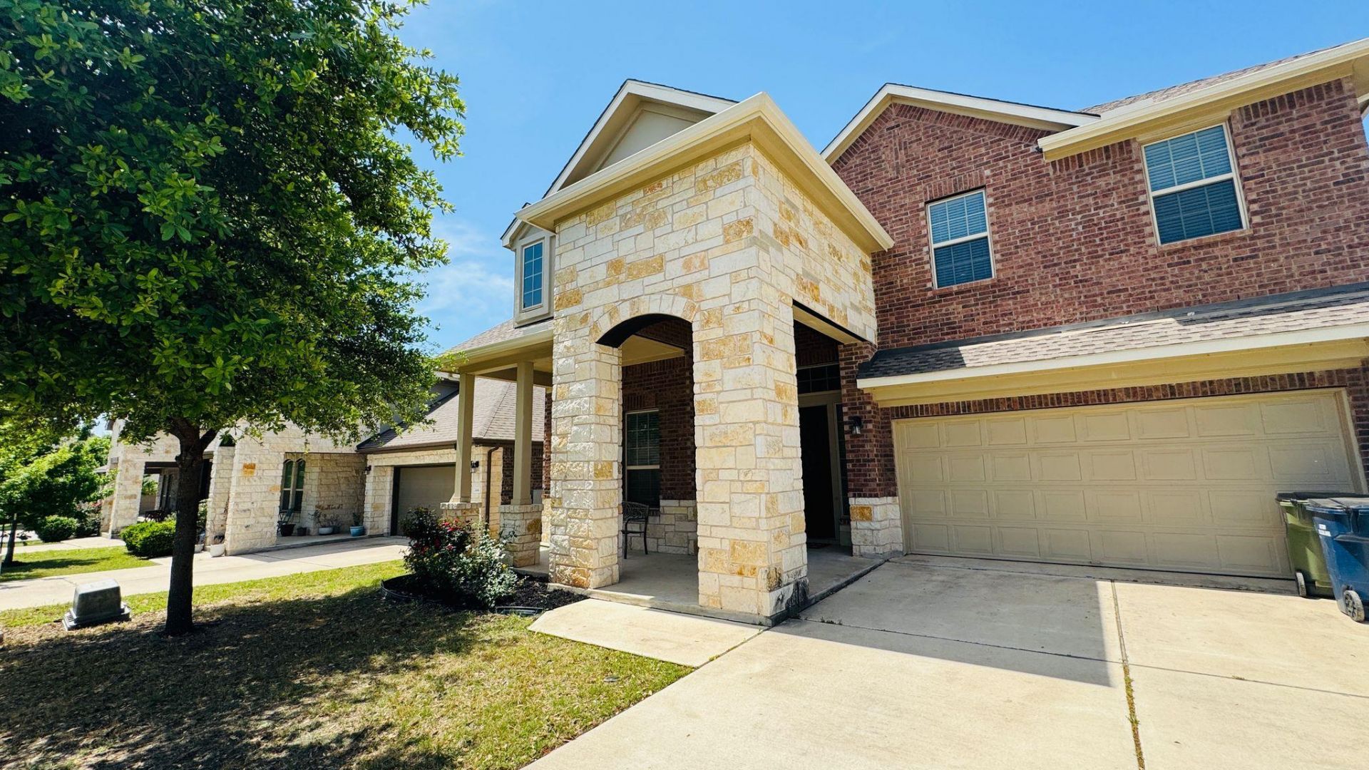 2437 Merton Dr , Leander, TX 78641 Main Photo