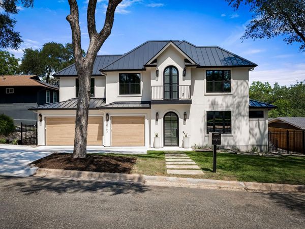 2703 Oak Park DR , Austin, TX 78704