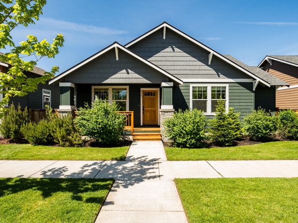 2721 NE Black Oak, Bend, OR 97701