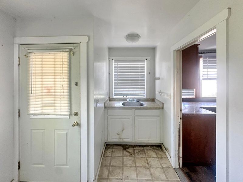 200 S Maple Heights , New Lexington, OH 43764 Photo 6