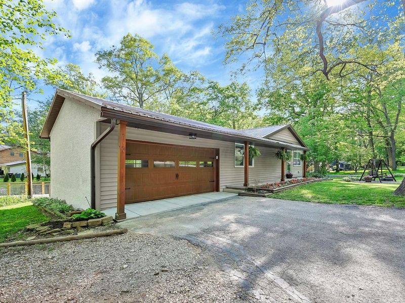 647 Cedar Run Road NE, Newark, OH 43055 Photo 2