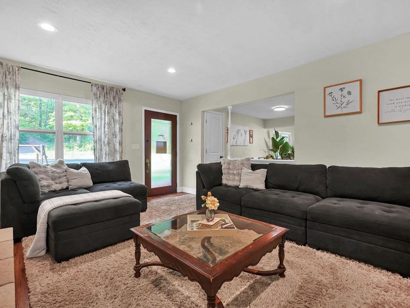 647 Cedar Run Road NE, Newark, OH 43055 Photo 9