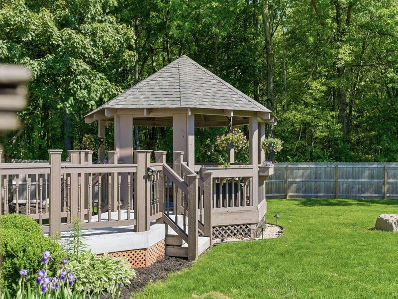 7276 Lee Road , Westerville, OH 43081 Photo 138