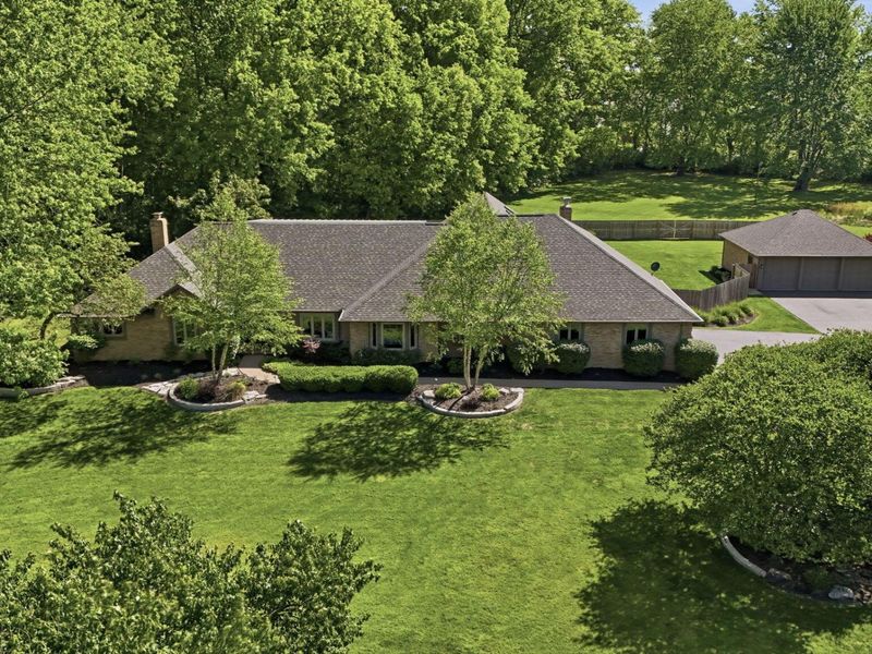 7276 Lee Road , Westerville, OH 43081 Photo 6