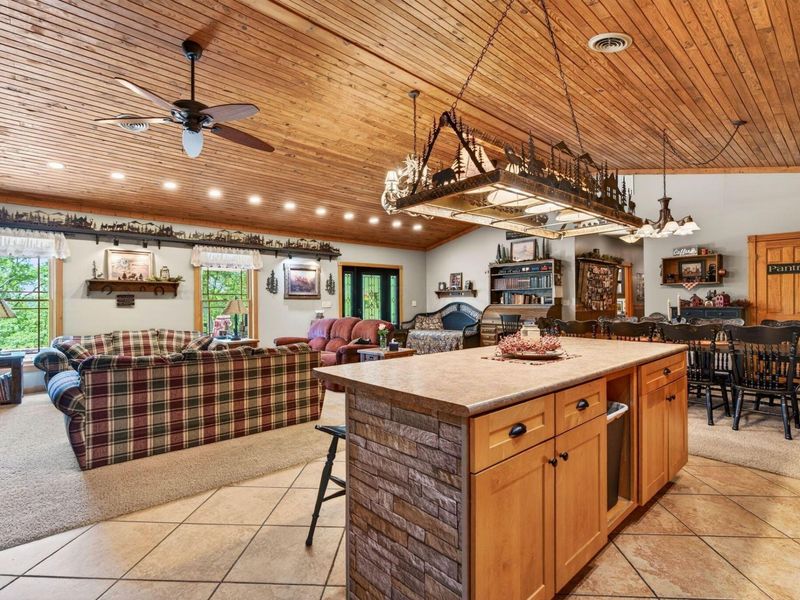 2198 Adelphia State Road , Jackson, OH 45640 Photo 24