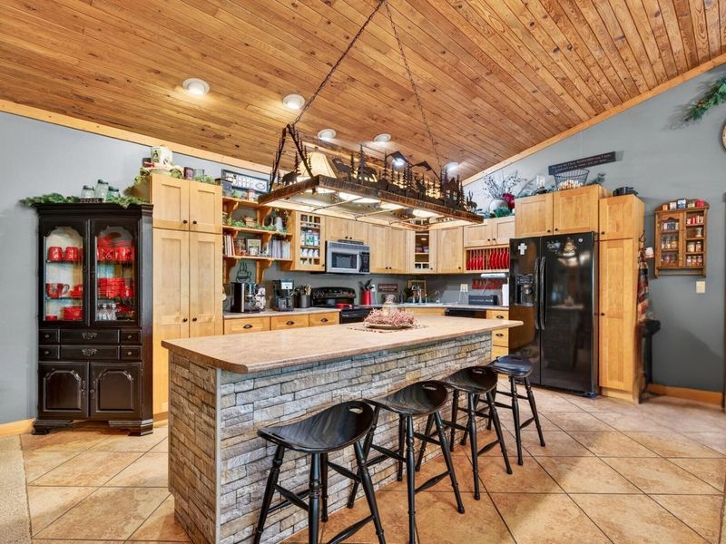 2198 Adelphia State Road , Jackson, OH 45640 Photo 25