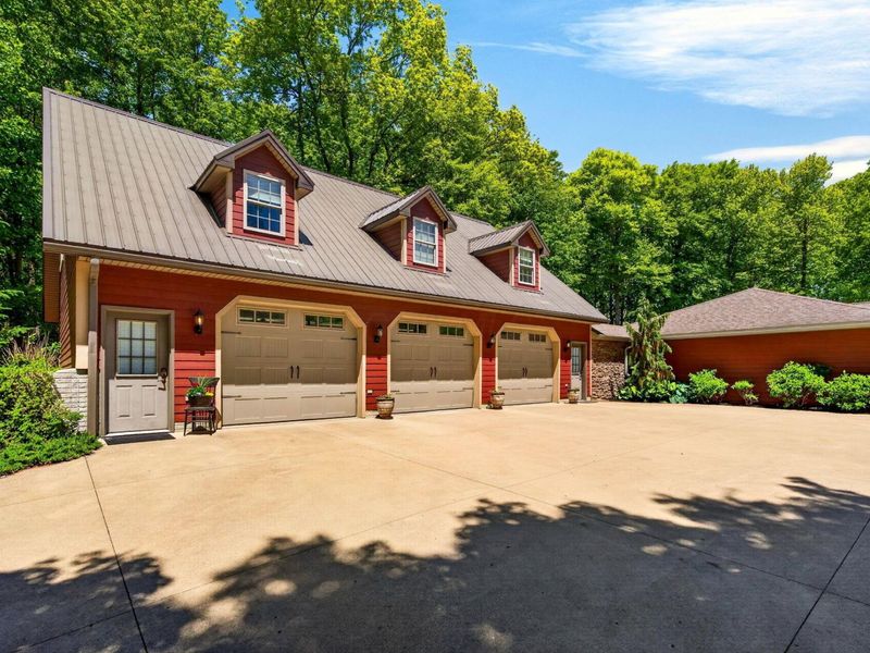 2198 Adelphia State Road , Jackson, OH 45640 Photo 38