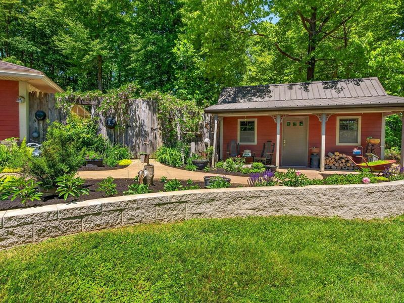 2198 Adelphia State Road , Jackson, OH 45640 Photo 52