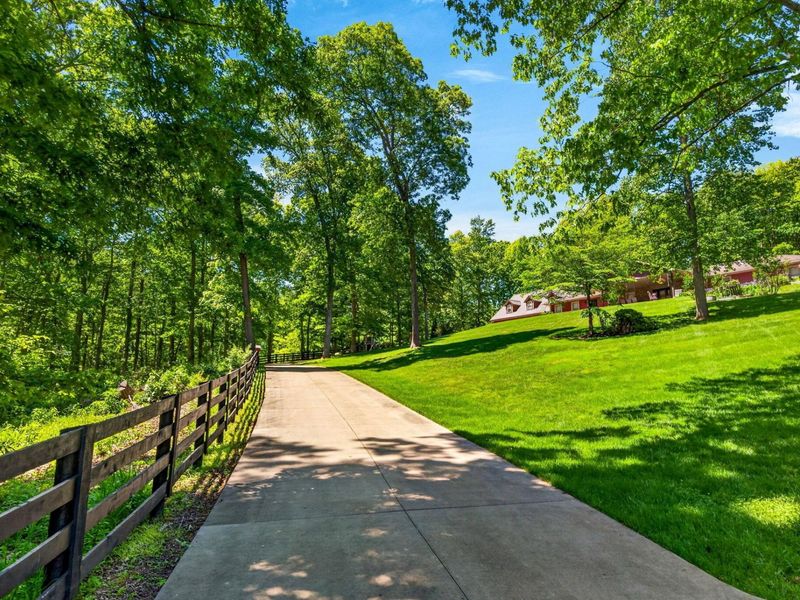 2198 Adelphia State Road , Jackson, OH 45640 Photo 6