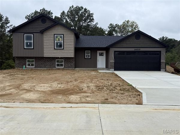 28535 Shallow Water Road, Warrenton, MO 63383