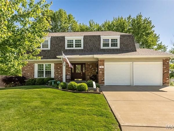 11 Spencer Valley Drive, St Peters, MO 63376