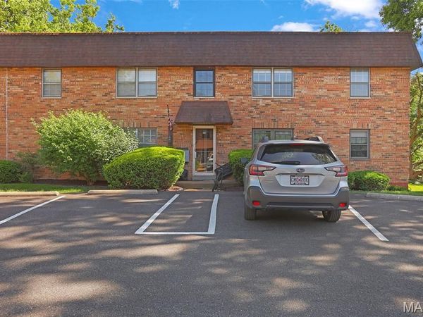 459 S Clay Avenue , Unit C, Kirkwood, MO 63122