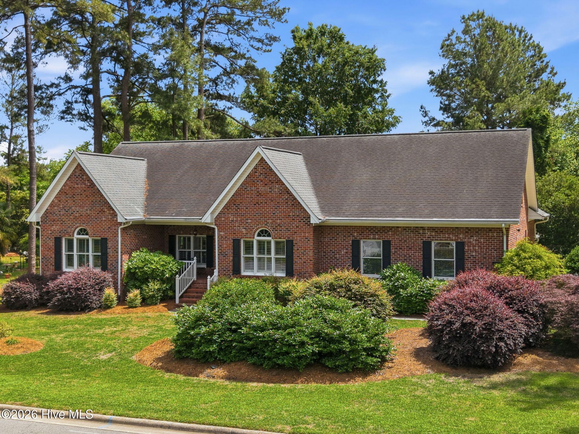 730 Corbett Street, Winterville, NC 28590 Main Photo