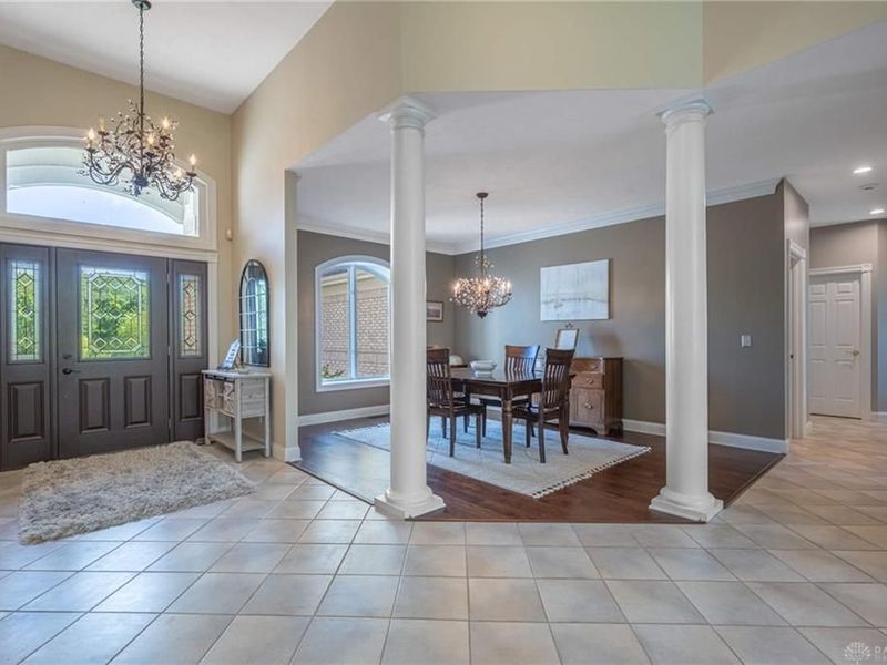 2811 River Edge Circle, Sugarcreek Township, OH 45370 Photo 10