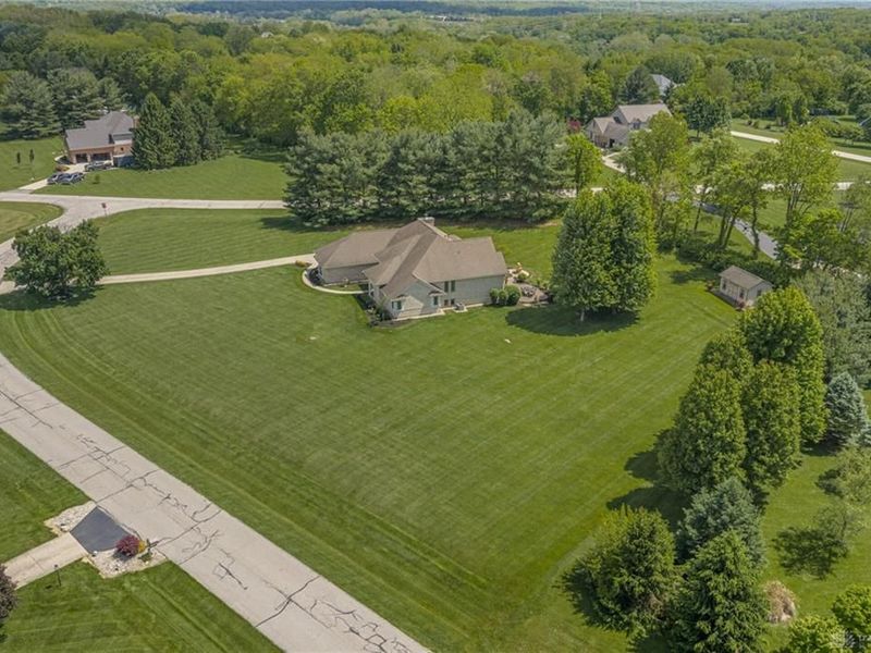 2811 River Edge Circle, Sugarcreek Township, OH 45370 Photo 57