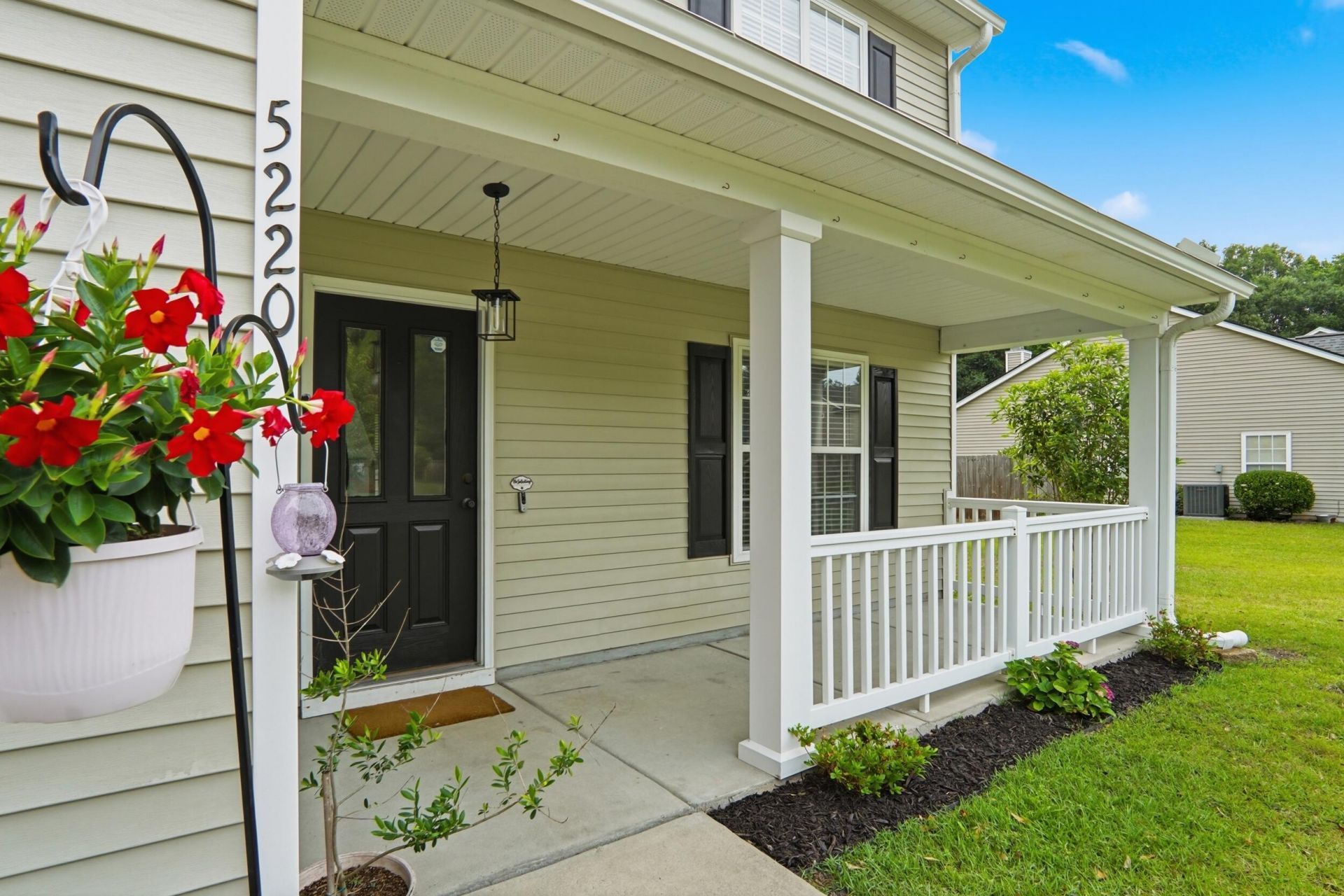 5220 Carlisle Court Photo 6