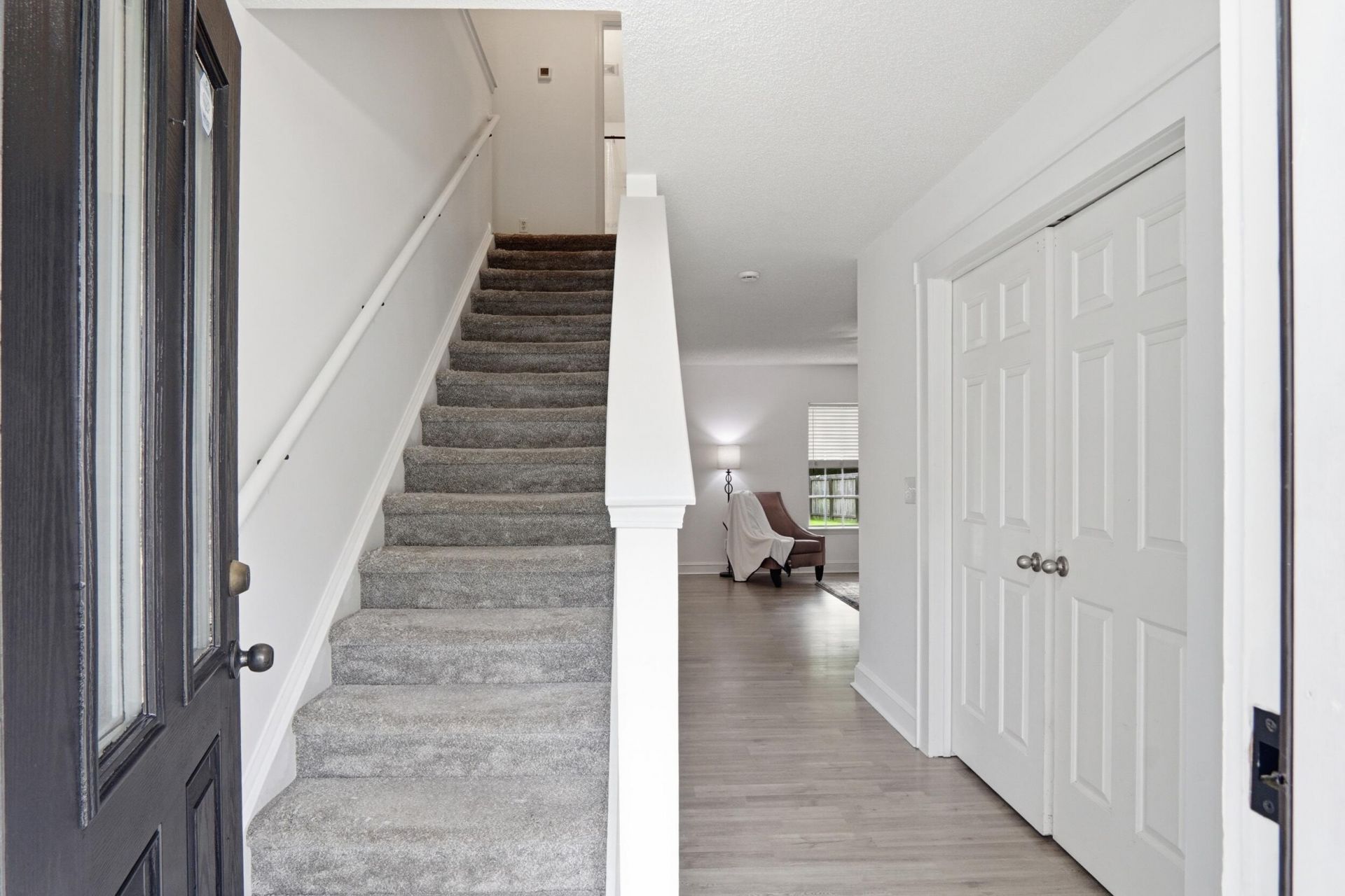 5220 Carlisle Court Photo 7