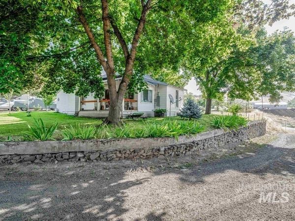 201 Tiffany Ln, Culdesac, ID 83524