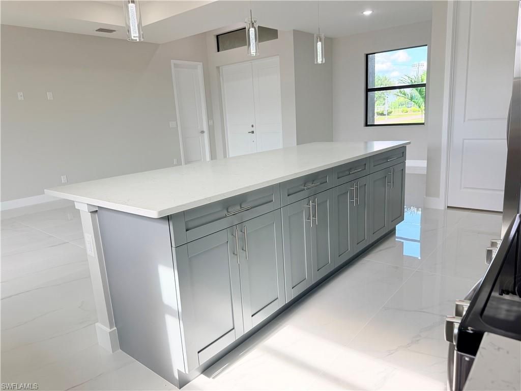 338 SW 28th Ave, Cape Coral, FL 33991 Photo
