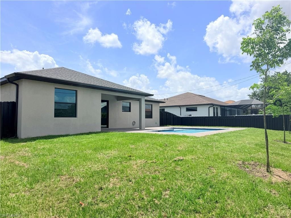 338 SW 28th Ave, Cape Coral, FL 33991 Photo