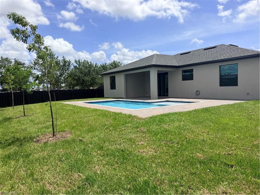 338 SW 28th Ave, Cape Coral, FL 33991 Photo