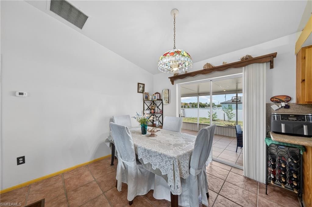 1017 NW 15th St, Cape Coral, FL 33993 Photo