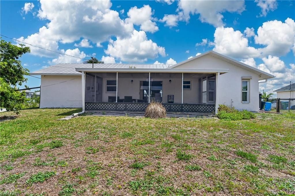 1017 NW 15th St, Cape Coral, FL 33993 Photo