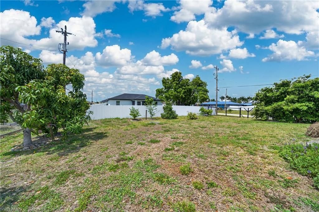 1017 NW 15th St, Cape Coral, FL 33993 Photo