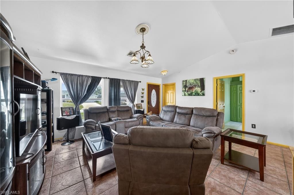 1017 NW 15th St, Cape Coral, FL 33993 Photo