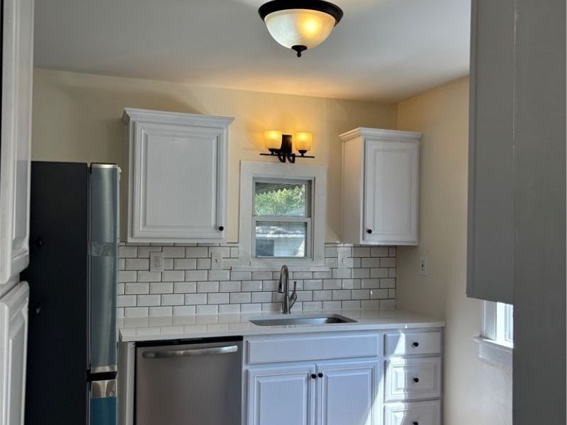 3906 Brookside Boulevard, Cleveland, OH 44111 Photo 14