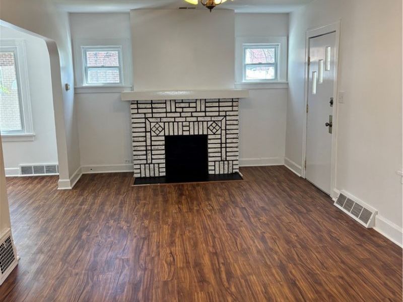 3906 Brookside Boulevard , Cleveland, OH 44111 Photo 4