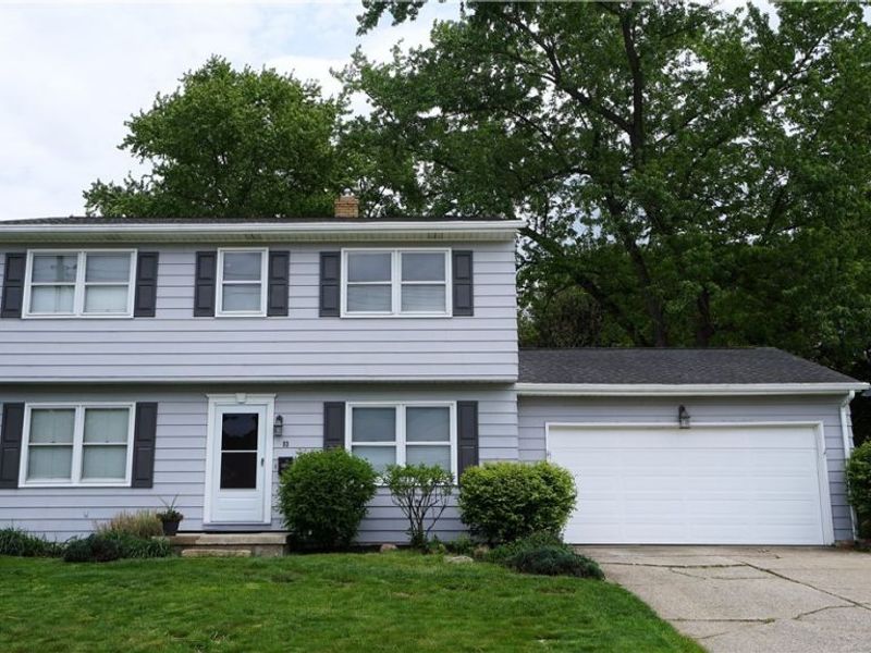 93 Sunrise Boulevard E, Mogadore, OH 44260 Photo 1