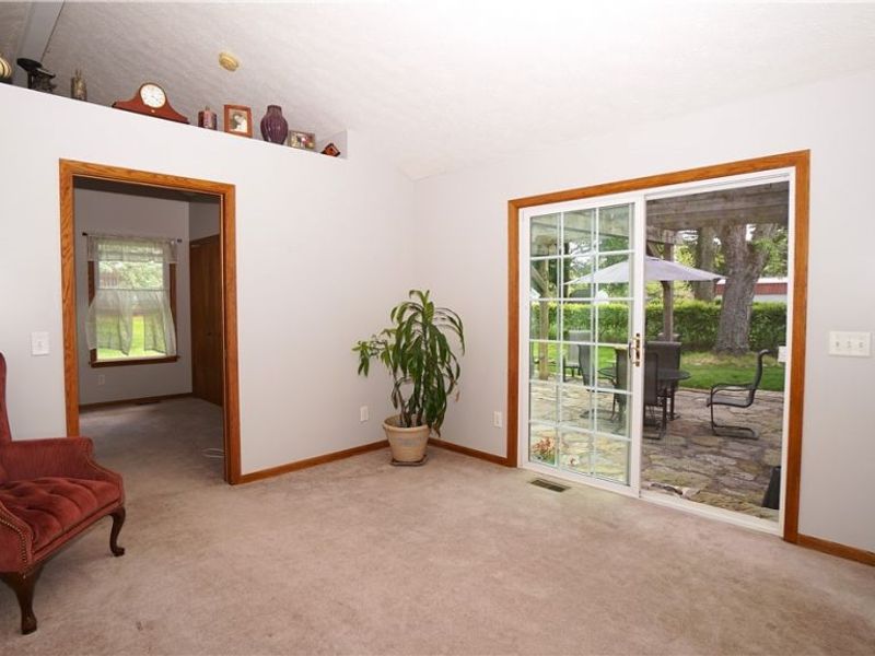 93 Sunrise Boulevard E, Mogadore, OH 44260 Photo 12