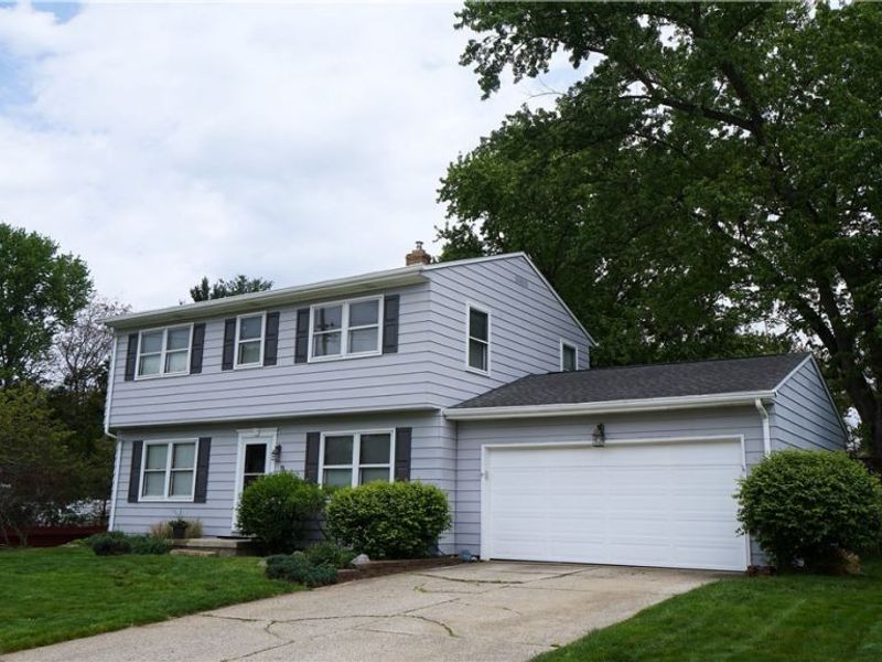 93 Sunrise Boulevard E, Mogadore, OH 44260 Photo 3