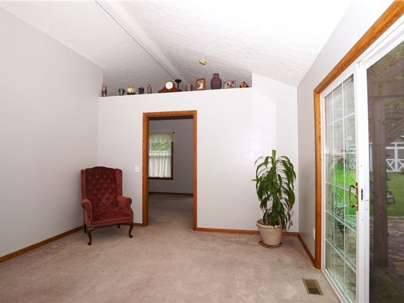 93 Sunrise Boulevard E, Mogadore, OH 44260 Photo 38