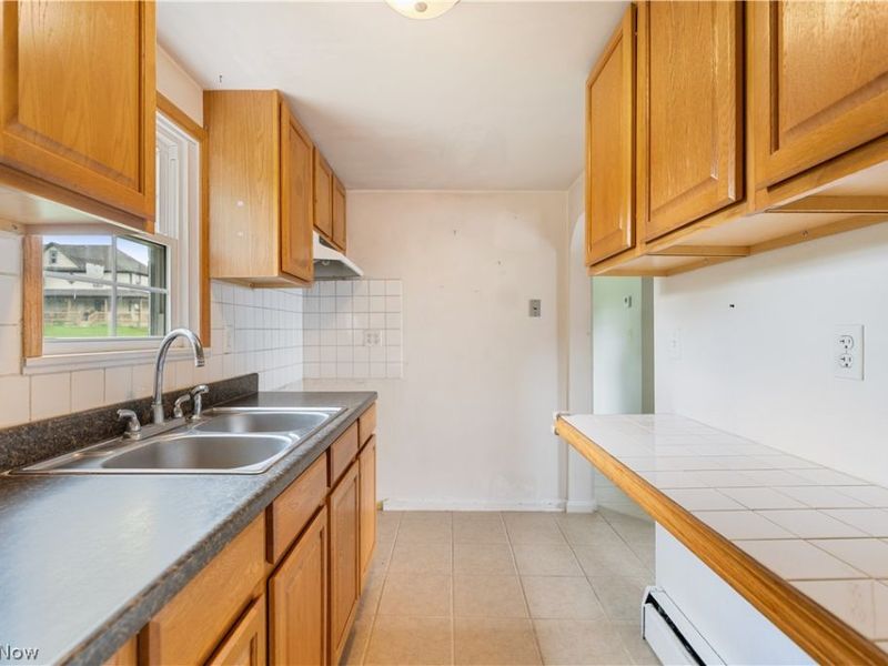 11727 Easton Street NE, Alliance, OH 44601 Photo 12