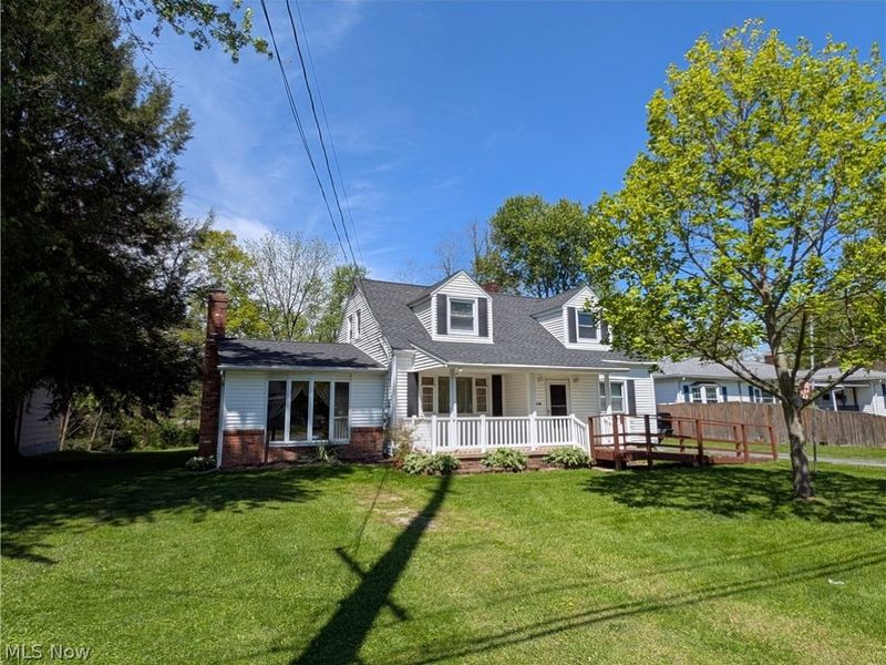 1106 Warren Road, Newton Falls, OH 44444 Photo 1