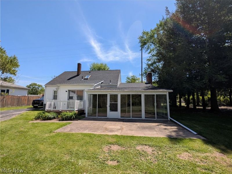 1106 Warren Road, Newton Falls, OH 44444 Photo 10