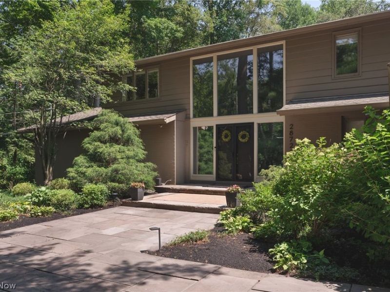 28726 Gates Mills Boulevard, Pepper Pike, OH 44124 Photo 1