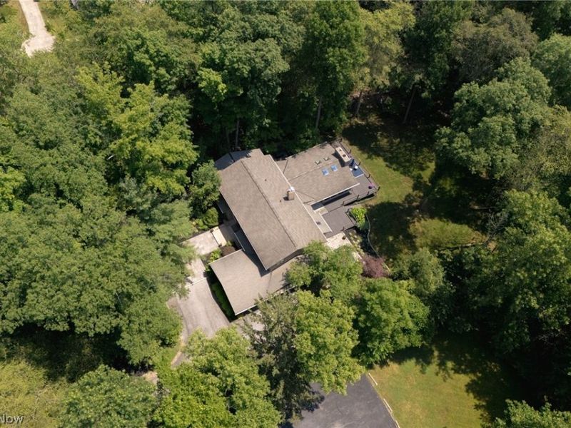 28726 Gates Mills Boulevard, Pepper Pike, OH 44124 Photo 3