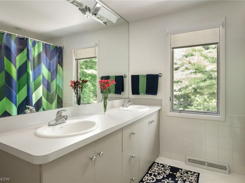 28726 Gates Mills Boulevard, Pepper Pike, OH 44124 Photo 39
