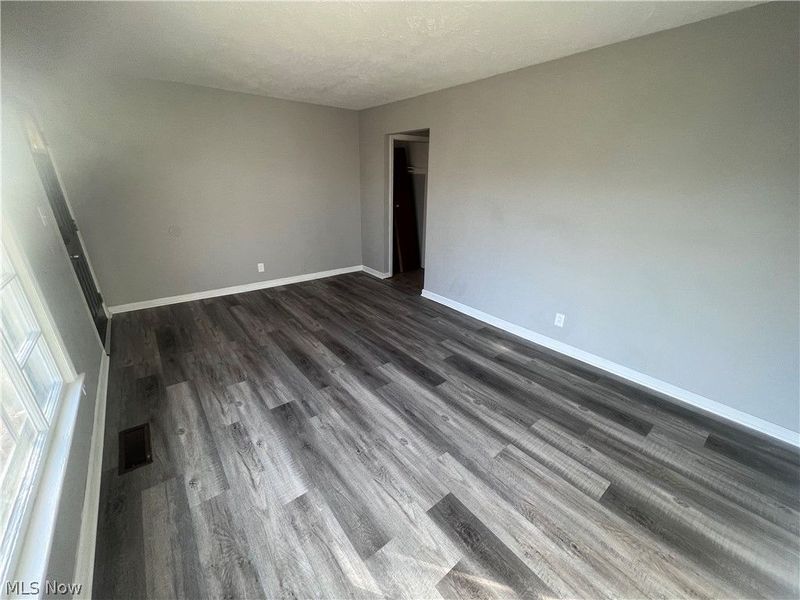 12218 Brooklawn Avenue, Cleveland, OH 44111 Photo 3