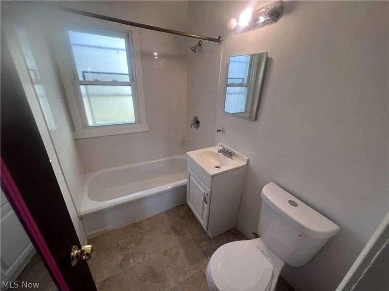 12218 Brooklawn Avenue, Cleveland, OH 44111 Photo 8